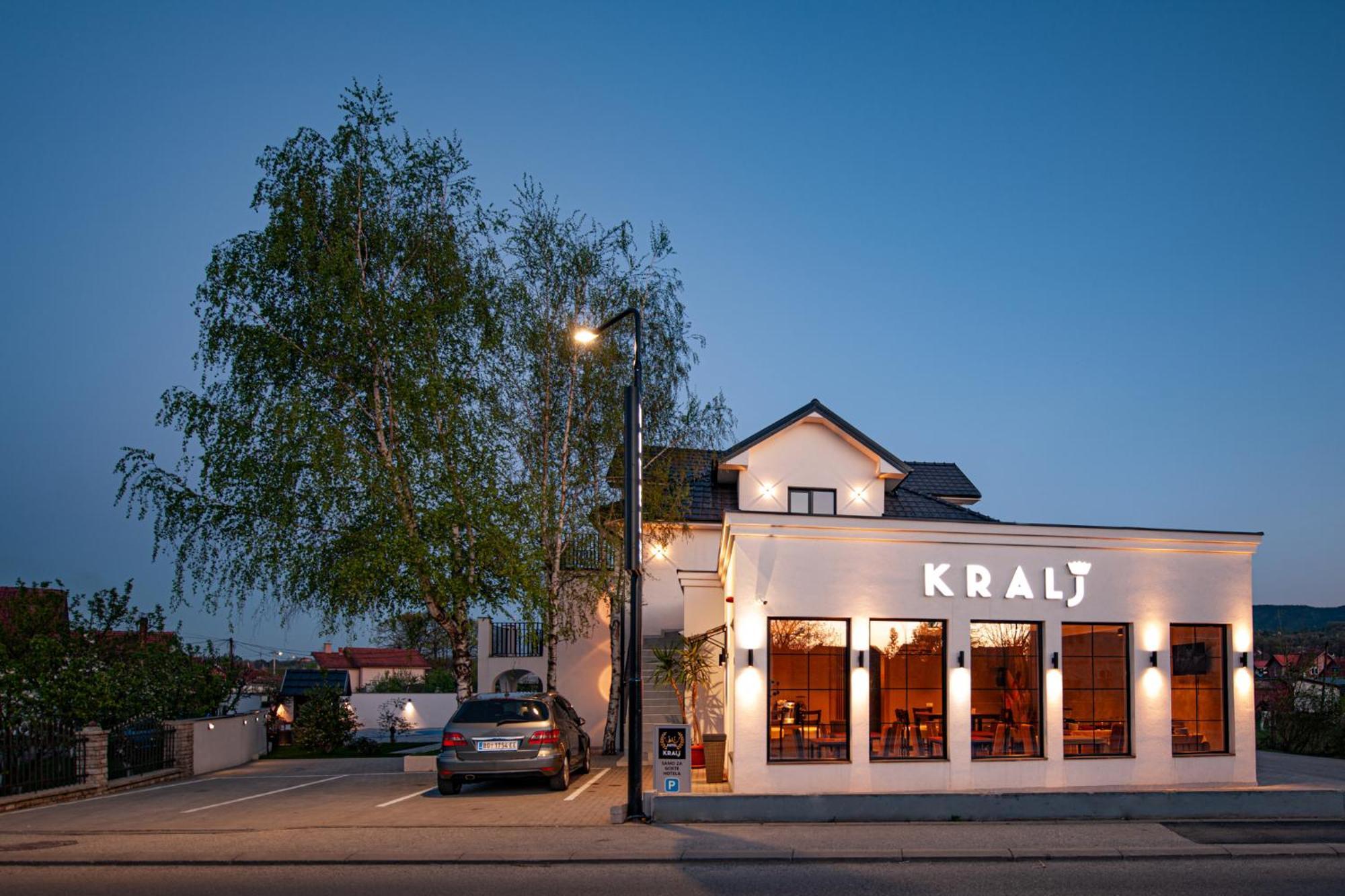 Hotel Kralj Кралево Екстер'єр фото