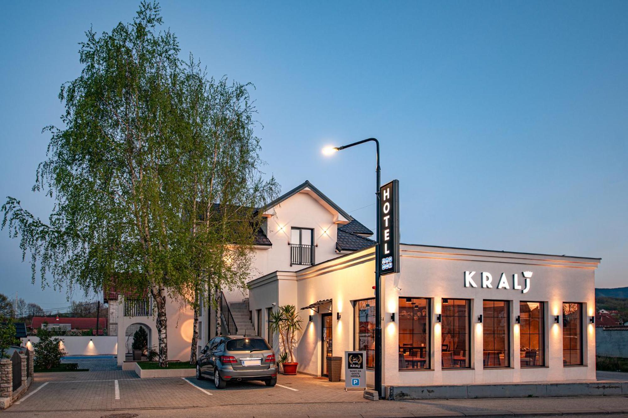 Hotel Kralj Кралево Екстер'єр фото