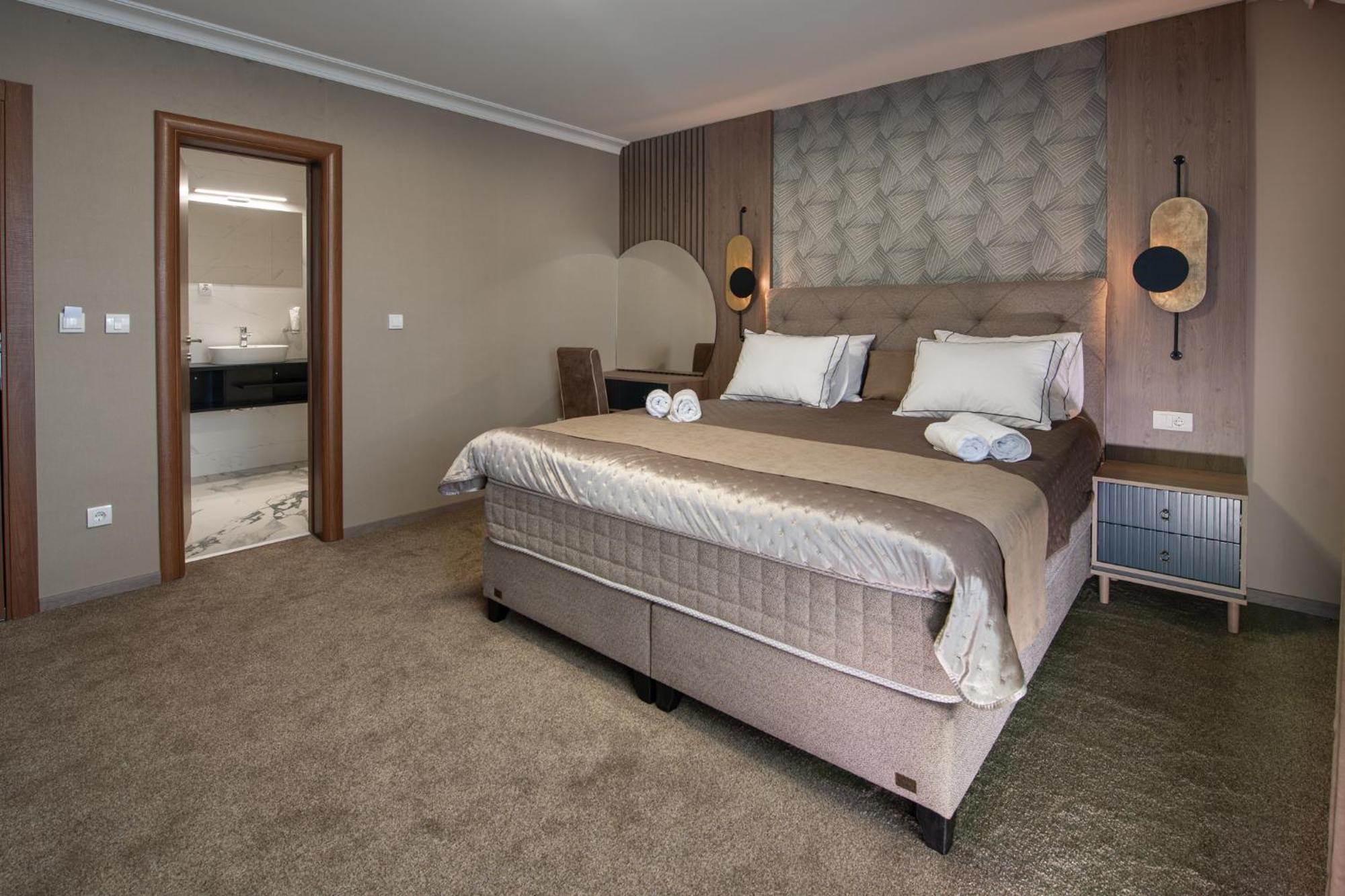 Hotel Kralj Кралево Номер фото